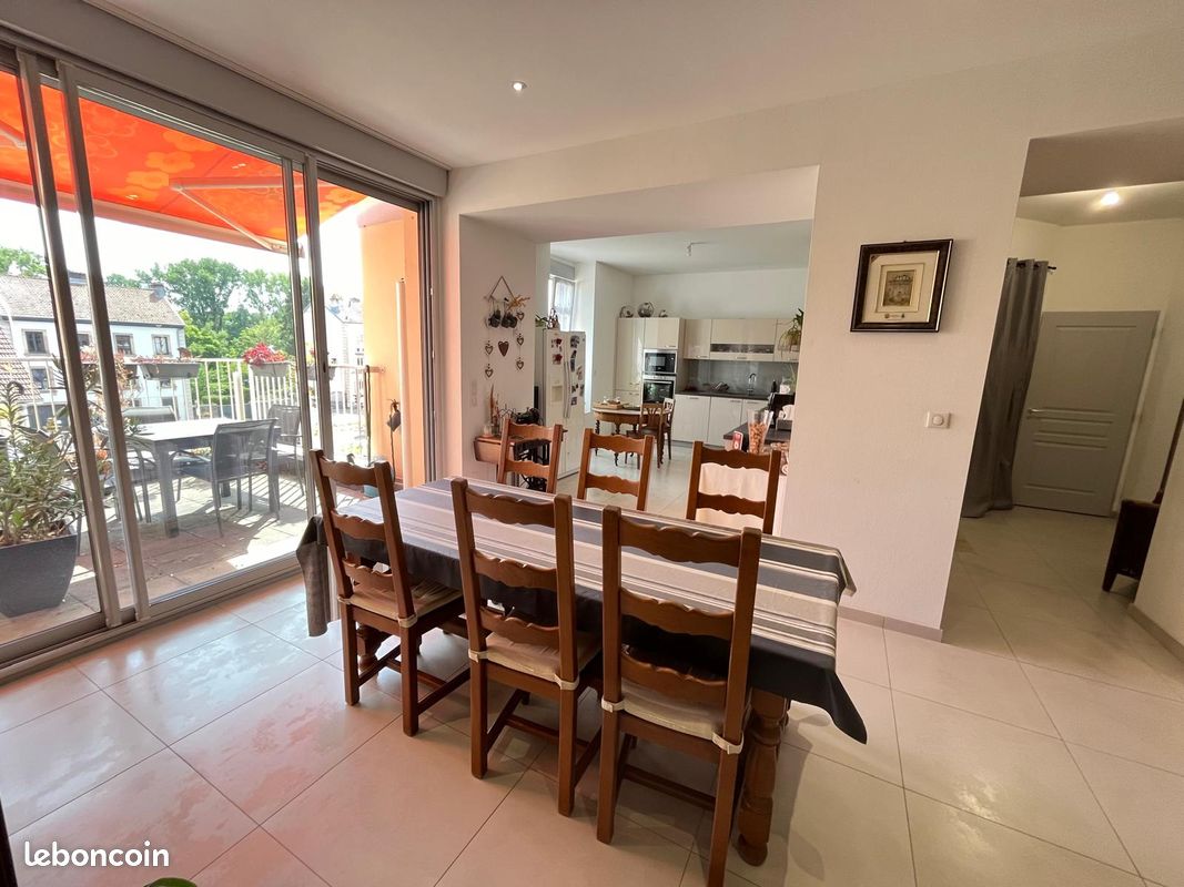 Appartement 6 pièces 125 m² · à Montbéliard · 125 m² · 237 000 €