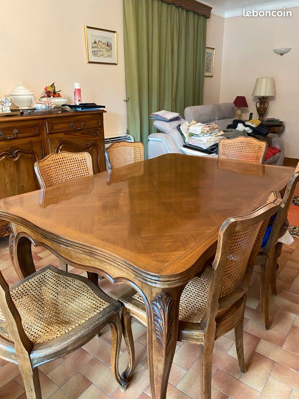 Table en merisier (image 1)