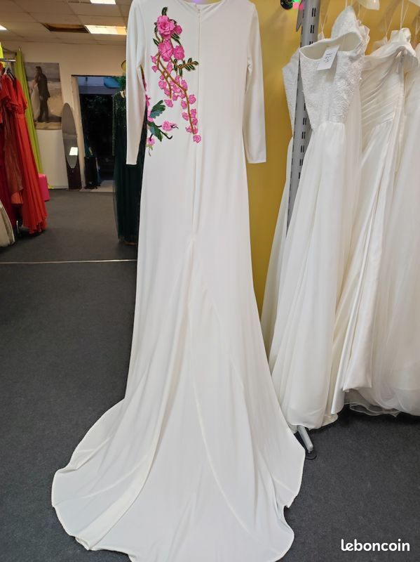 Robe de mariée en crepe avec dentelle, style boheme, NEUVE avec manches longues, taille 36 (image 5)