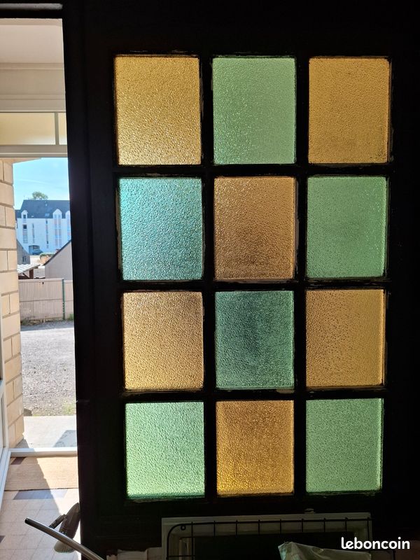 Verriere bois à carreaux cathédrales vert et ambre (image 6)