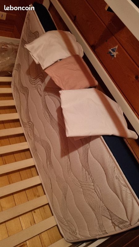 Matelas enfant + housse + draps neufs (image 2)