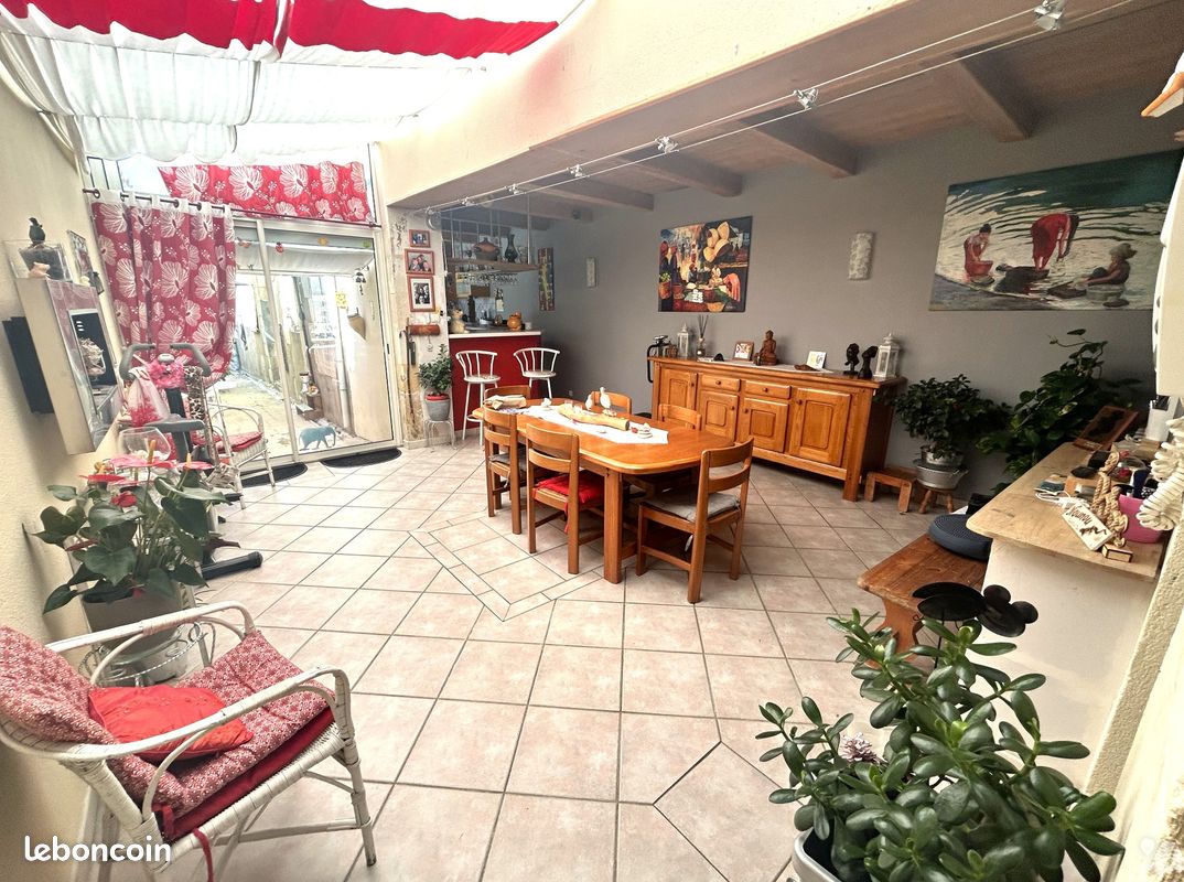 Maison 6 pièces 174 m² · à Marennes-Hiers-Brouage · 174 m² · 333 700 €