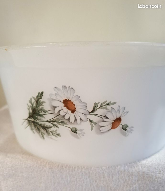 SALADIER NEUF ARCOPAL Décor Floral Modèle Shell Diamètre 21,5 Cm EUR 15,90 - FR