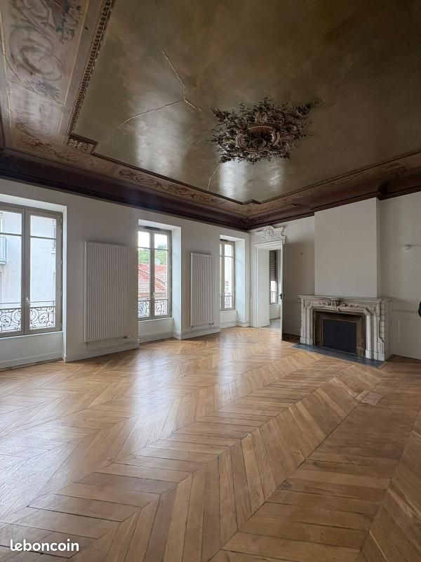Appartement 2 pièces 65 m² · à Rive-de-Gier · 65 m² · 572 €