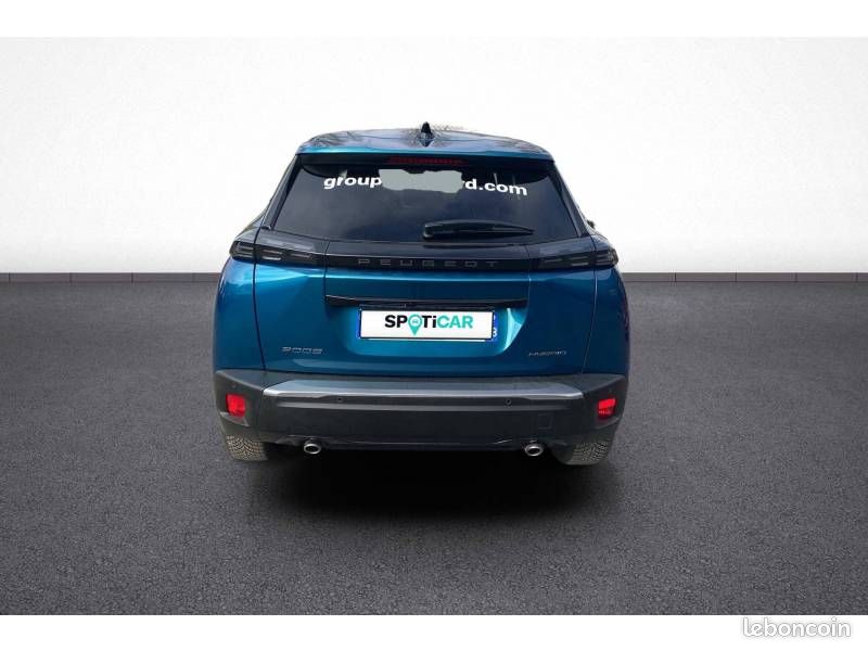 Peugeot 2008 Hybrid 145 e-DCS6 Business (image 5)