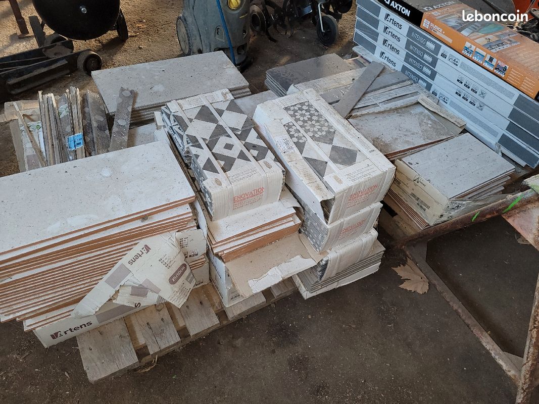 Divers carrelages et faïences et parquets (image 1)