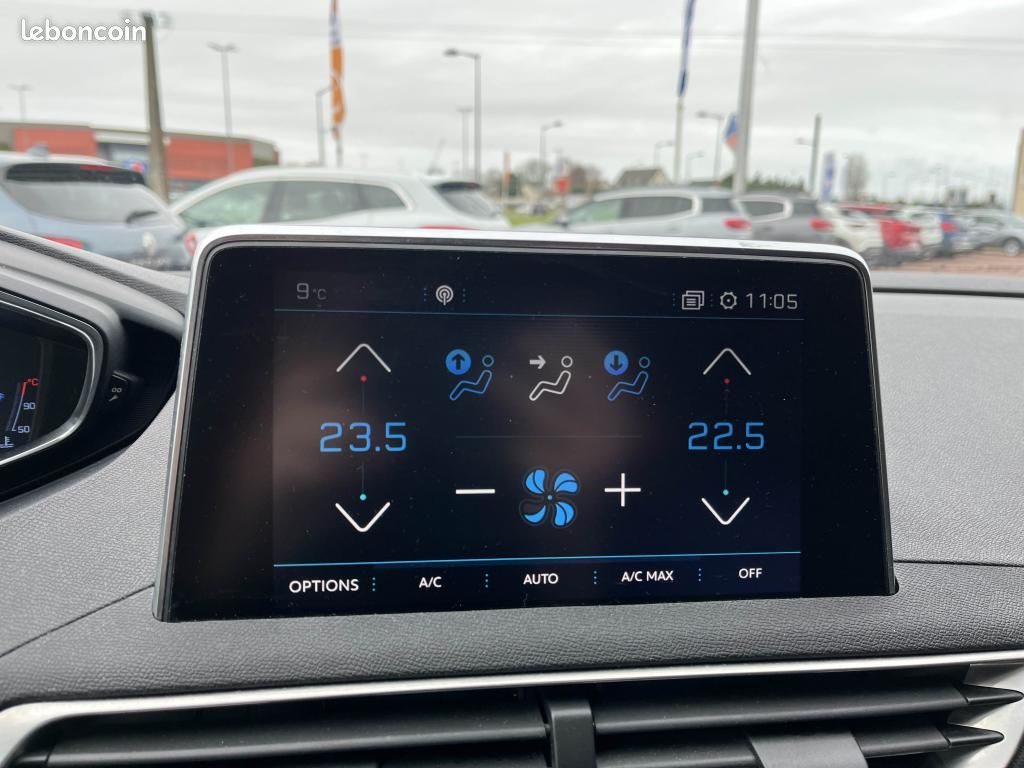 PEUGEOT 3008 1.2i 12V S&S - 130 - ALLURE (image 19)