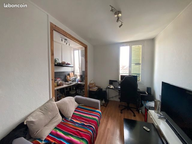 Appartement 2 pièces 25 m² · à Bièvres · 25 m² · 658 €/mois