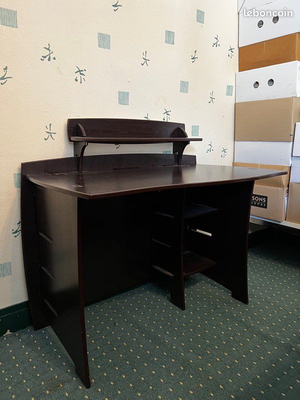 Bureau (image 3)