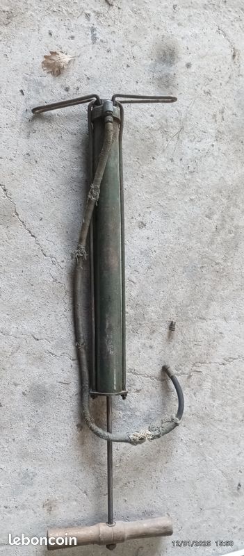 Ancienne Pompe à Air Militaire - France - Années 1900 - Pour Auto Et Moto