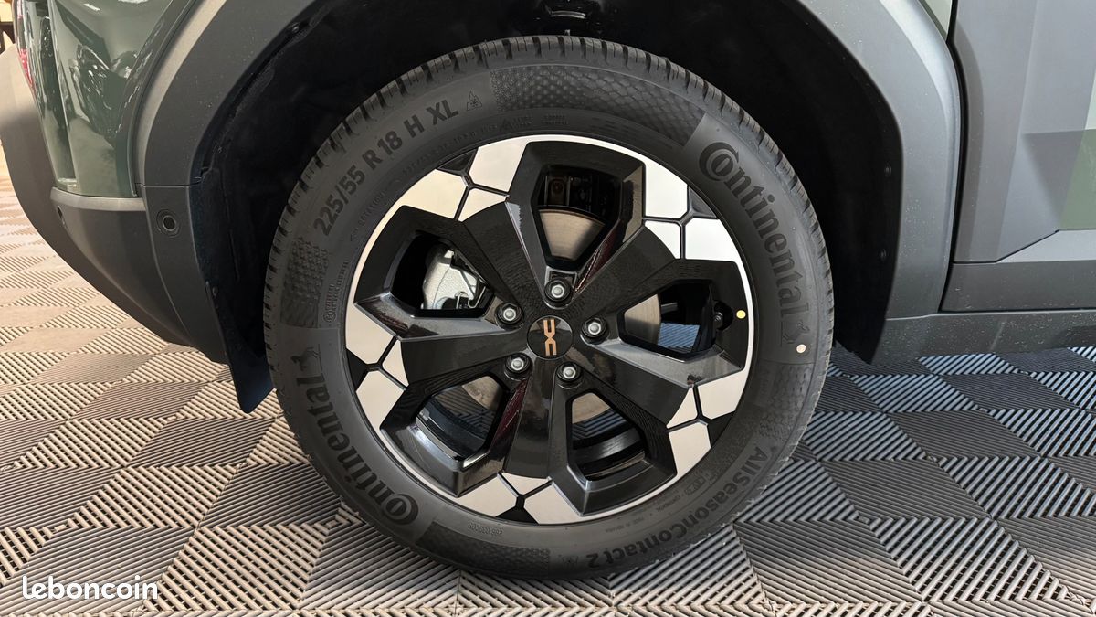 DACIA DUSTER HYBRID-G 150CH 4X4 BVA EXTREME SUREQUIPe (image 12)