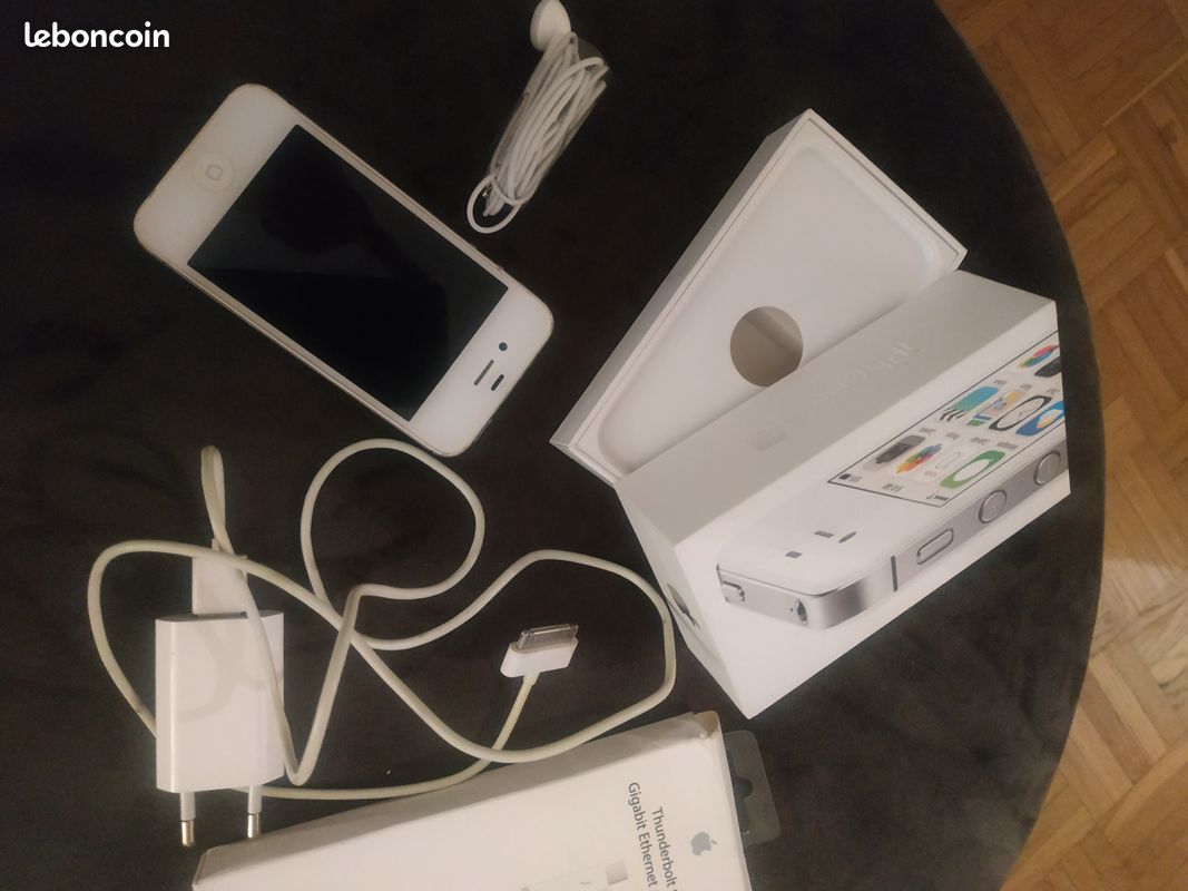 Iphone 4S bon état (image 1)