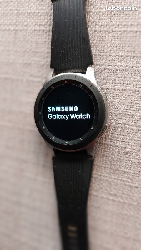 Vends Samsung Galaxy Watch (image 2)