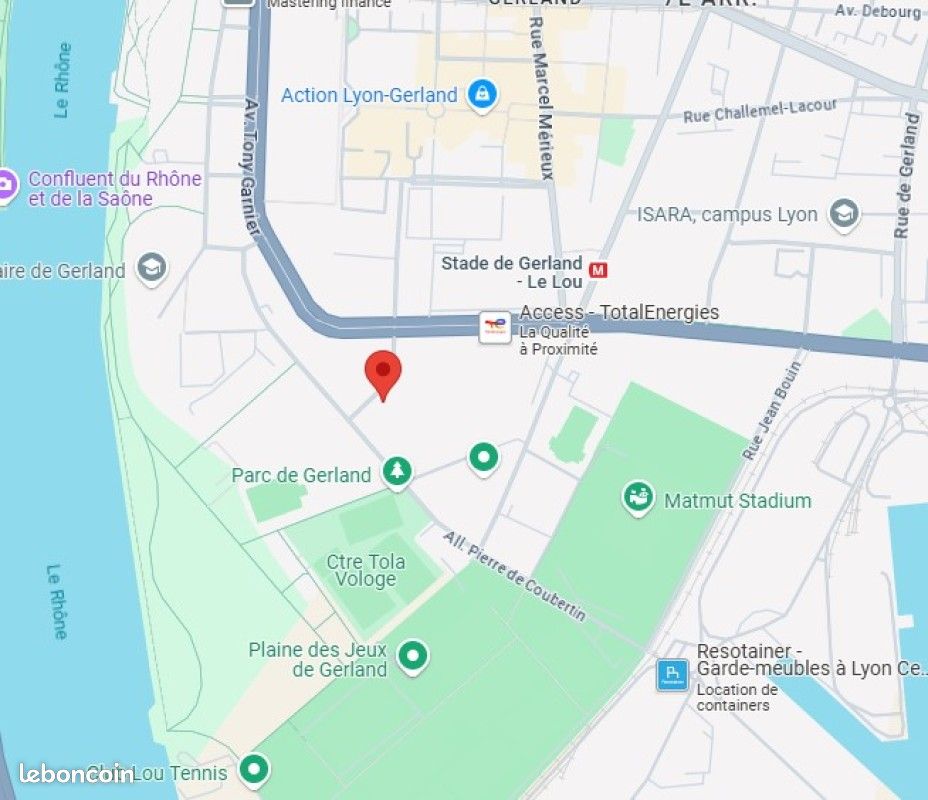 Parking Lyon · 70 €/mois