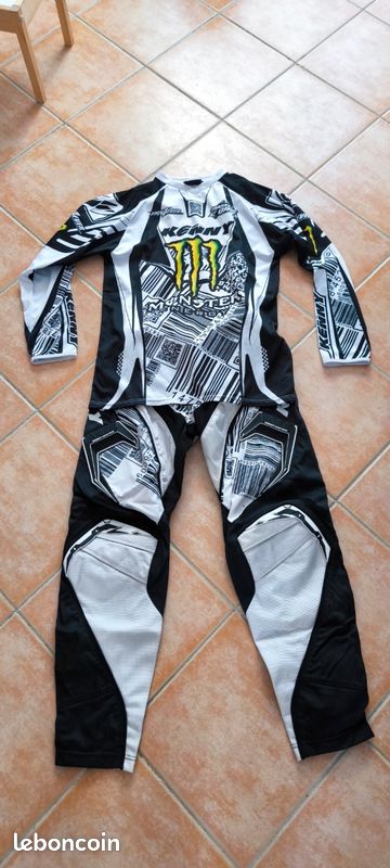 Tenue motocross Monster Energy Équipement moto