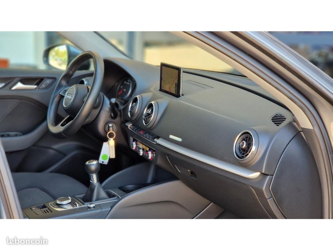 AUDI A3 Sportback 1.6 TDI - 110 Business Line (image 26)
