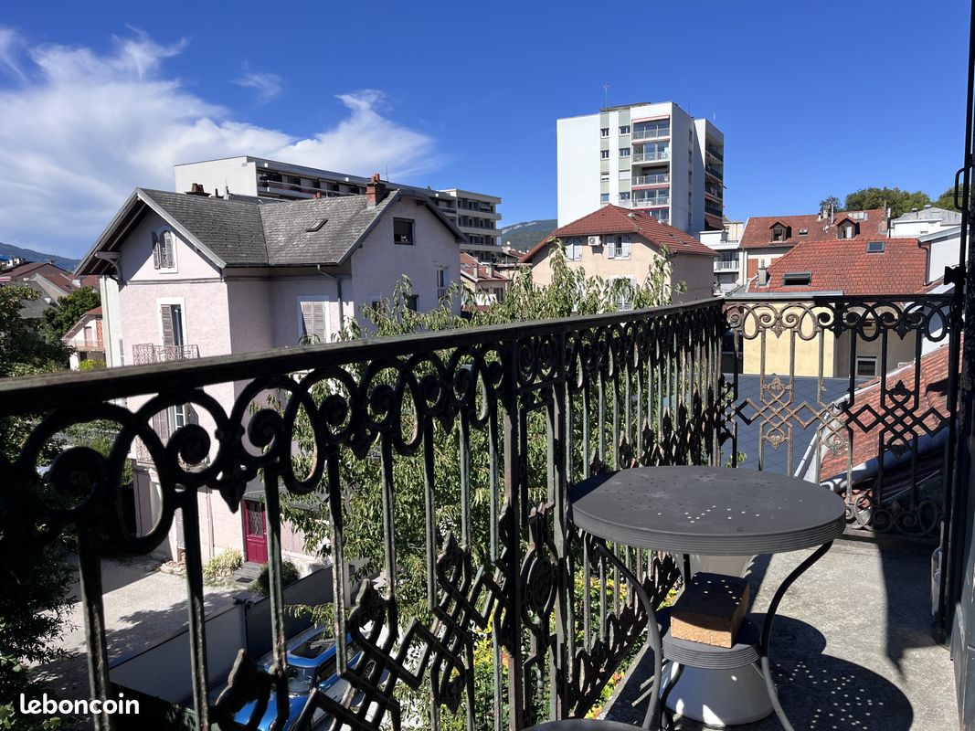 Appartement 3 pièces 105 m² · à Aix-les-Bains · 105 m² · 375 000 €