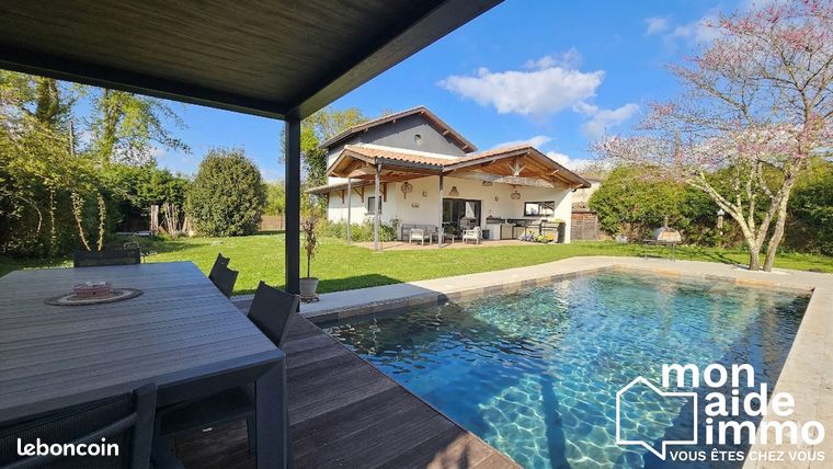 Maison 5 pièces 140 m²