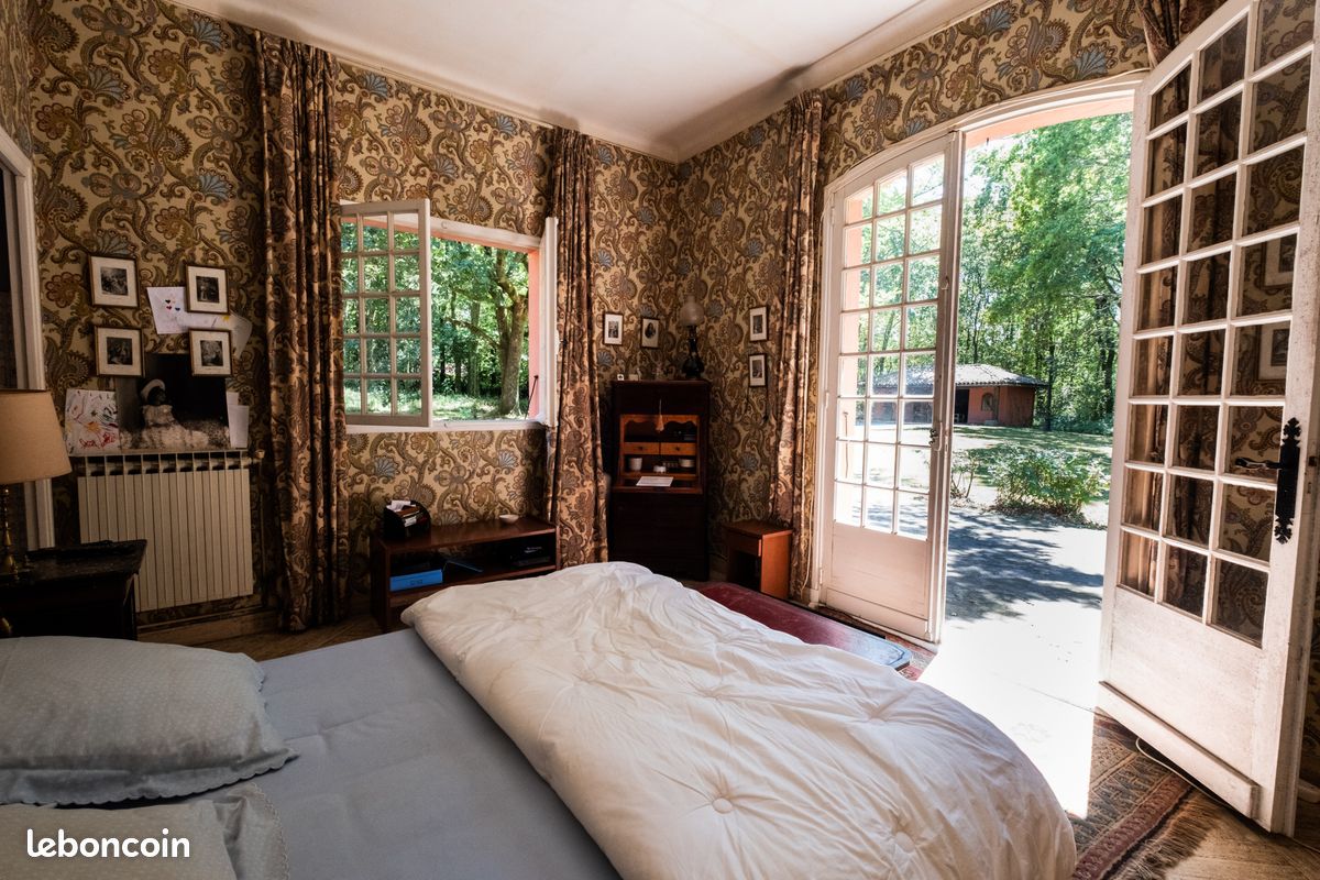 Propriété 12 pièces 300 m² - Ascain 64310 (image principale 9)