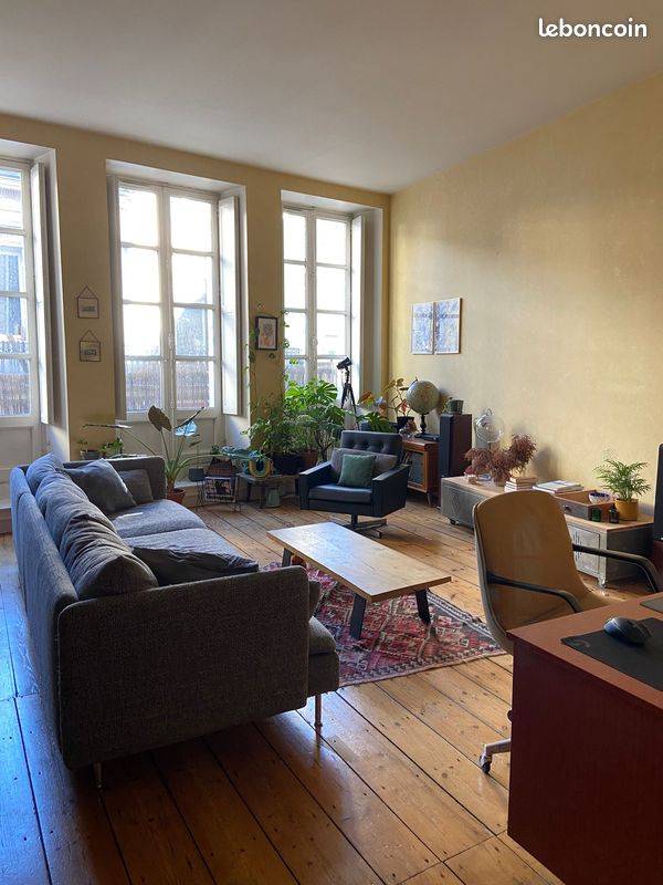 Appartement 2 pièces 64 m² · à Bordeaux · 64 m² · 1 050 €
