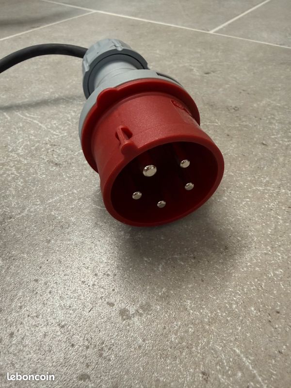 Testeur de prises triphasées Voltcraft ST-32B – 32 A (image 4)