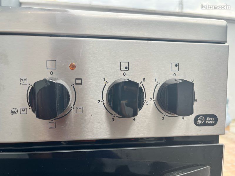 Cuisinière électrique (image 4)