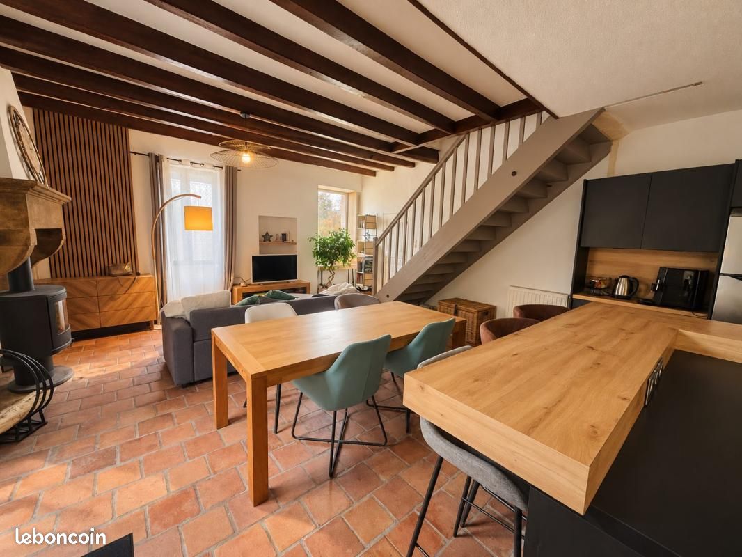 Maison 5 pièces 105 m² · à Saint-Barthélemy-de-Vals · 105 m² · 169 000 €