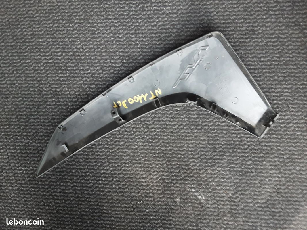 Carénage latéral droit Honda NT 1100 noir mat de 22/24 (image 2)
