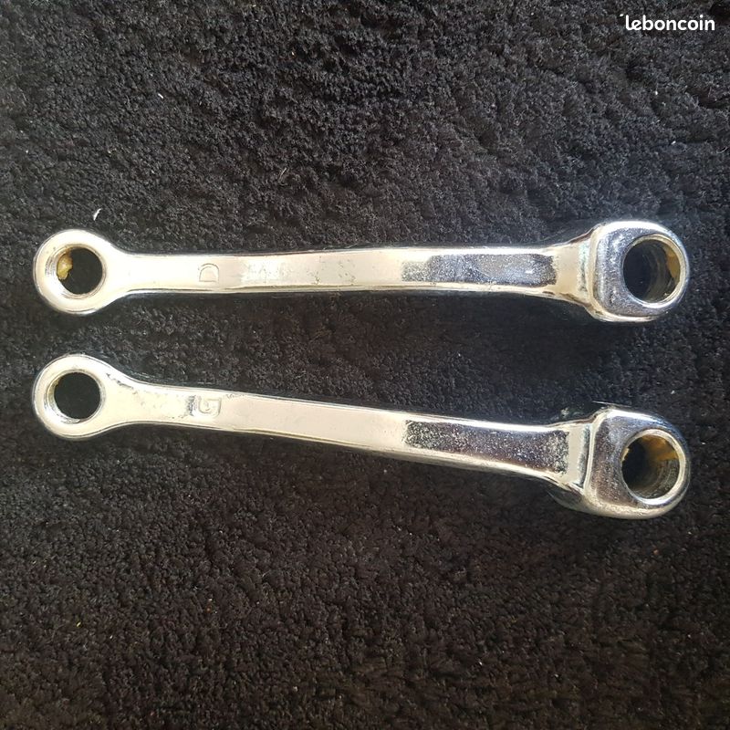 Manivelles pedalier chromé pour cyclomoteur Peugeot (image 1)