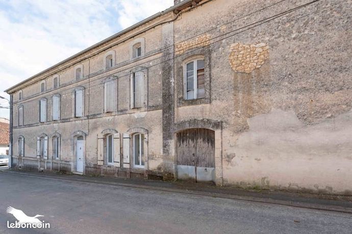 Maison 8 pièces 280 m²