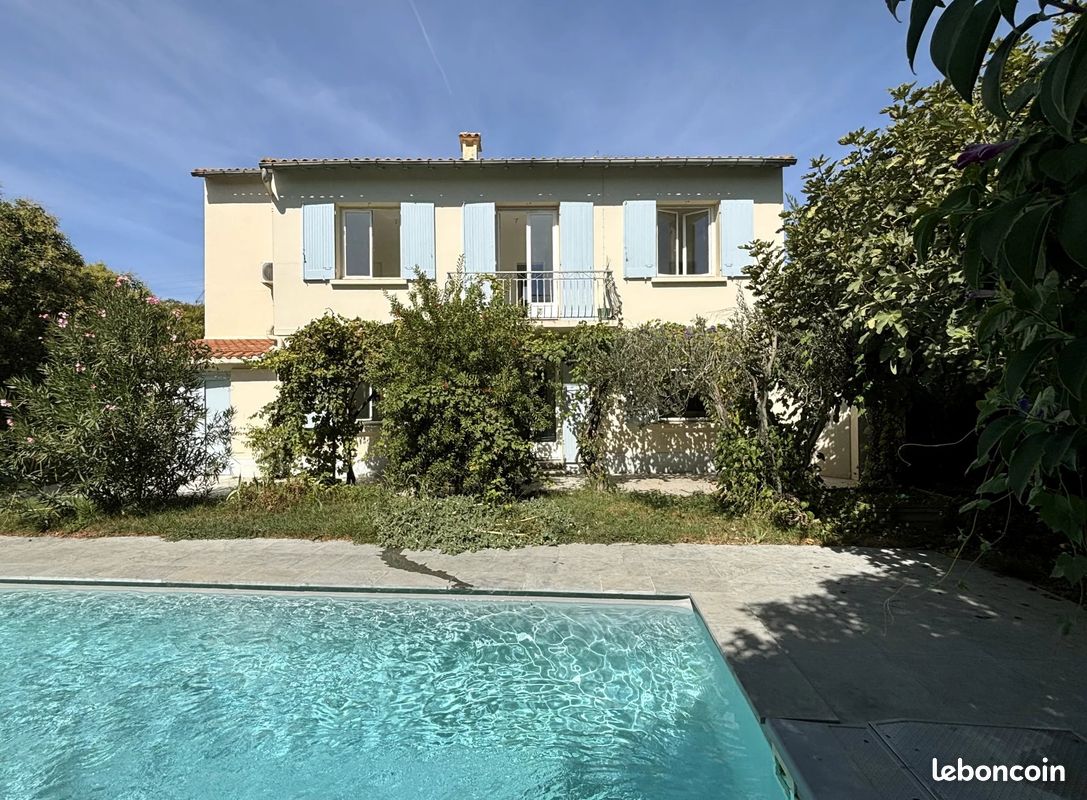Maison 5 pièces 140 m² · à Arles · 140 m² · 425 000 €