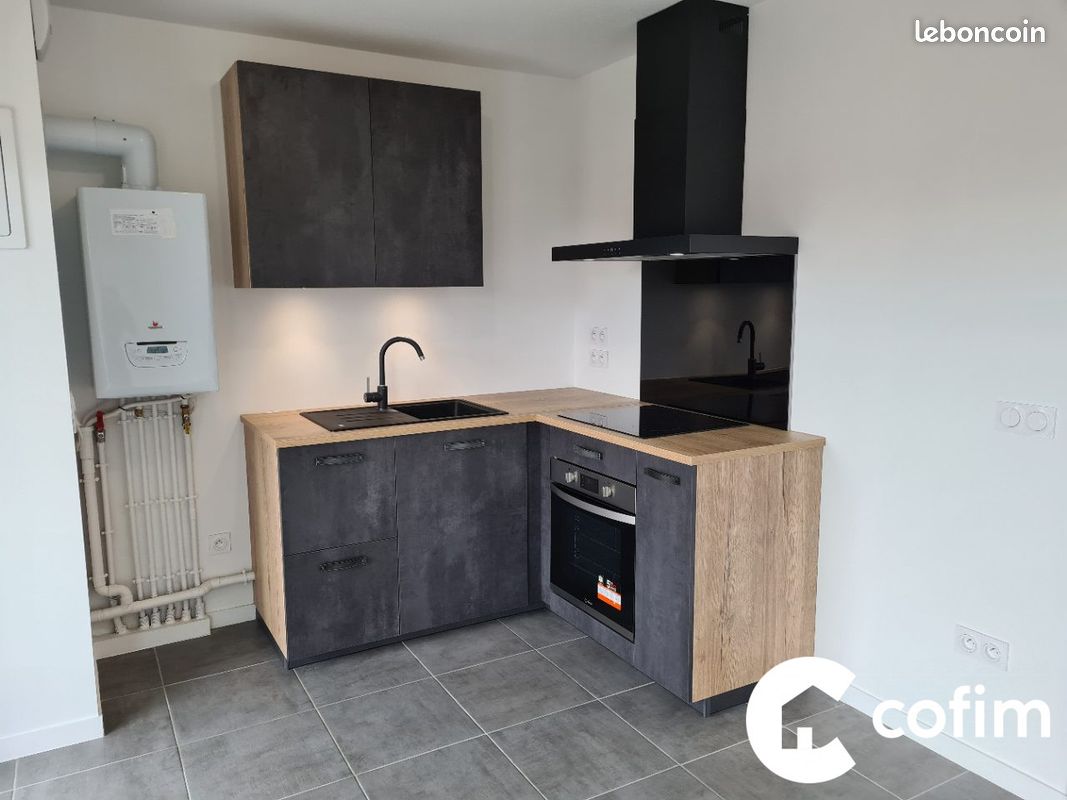 Appartement 2 pièces 47 m² · à Pau · 47 m² · 585 €