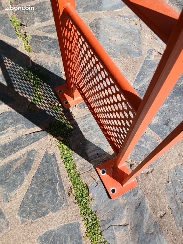 Barrière en fer (image 2)