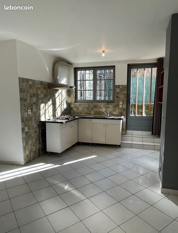 Maison 3 pièces 64 m² · à Castres · 64 m² · 620 €