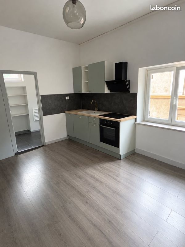 Appartement 4 pièces 80 m² · à Hayange · 80 m² · 900 €/mois