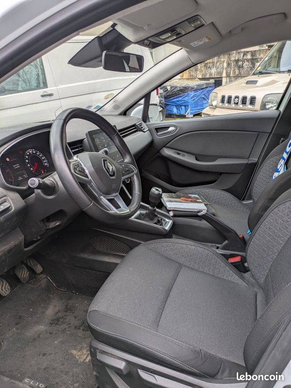 Renault clio v 1.5 blue dci 85 business (image 7)
