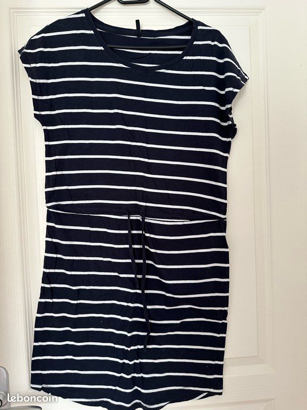 Lot de 2 robes courtes only (image 1)