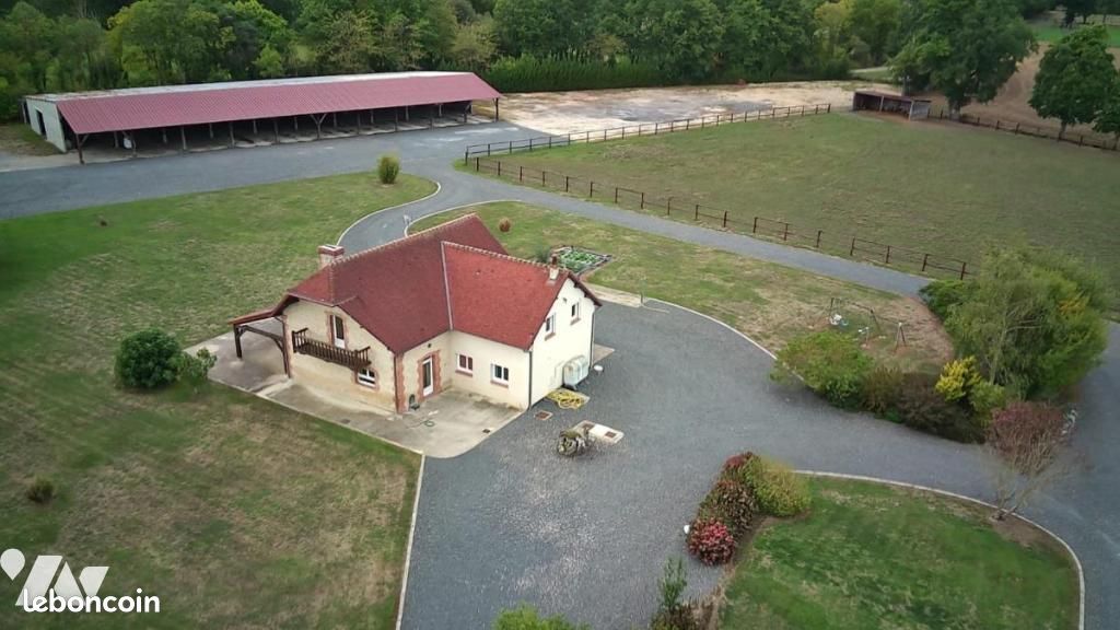 Maison 8 pièces 205 m² · à Mézidon Vallée d'Auge · 205 m² · 766 500 €
