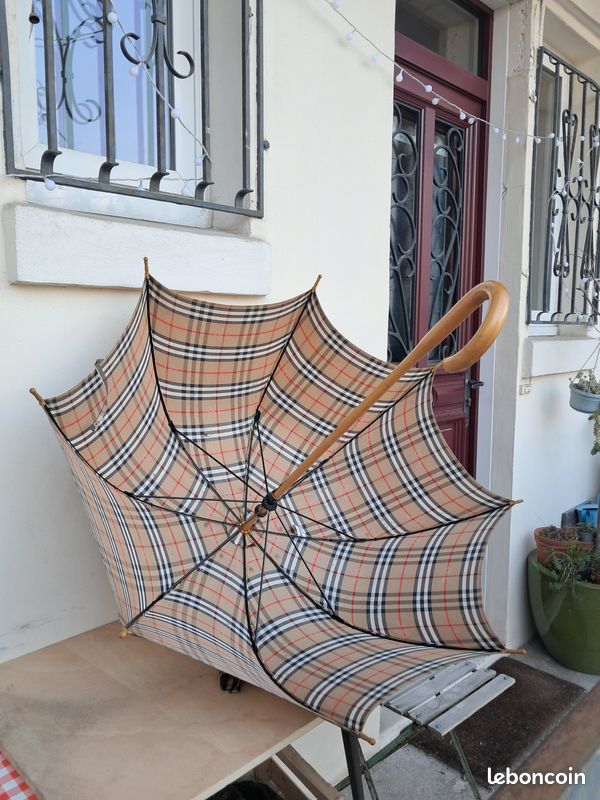 Parapluie BURBERRY vintage à canne en bois motif tissé Check (image 17)
