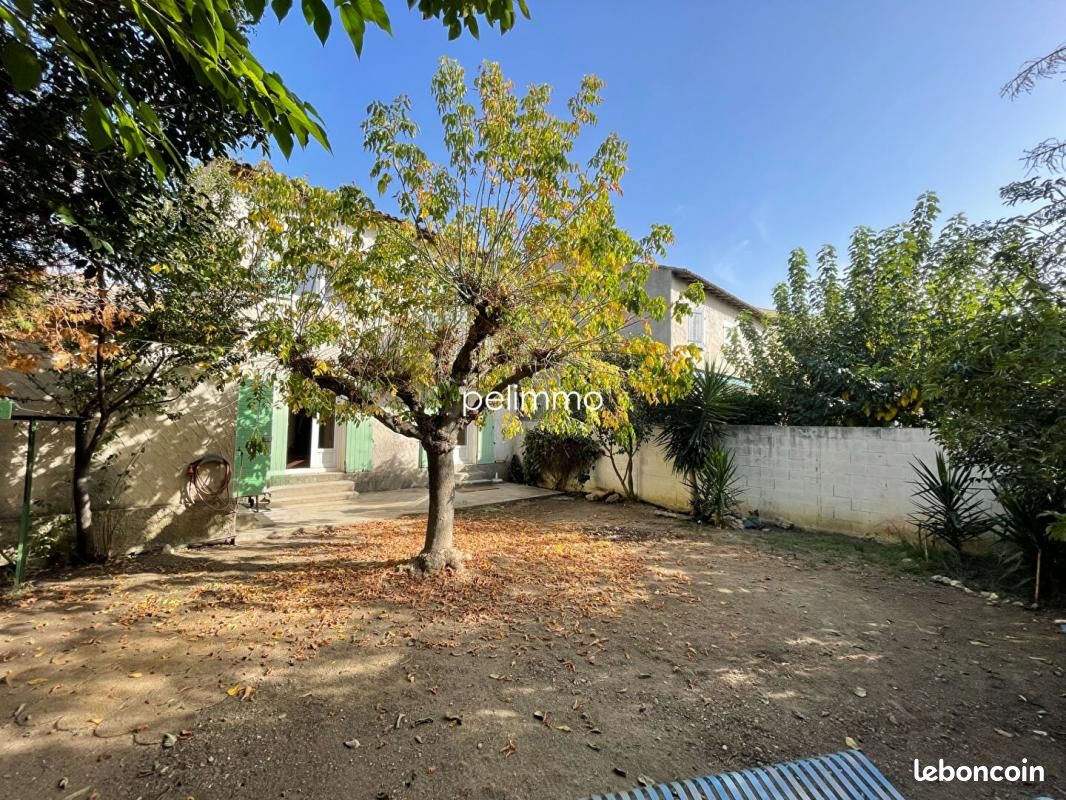 Maison a louer salon-de-provence - 5 pièce(s) - 105 m2 - Surfyn