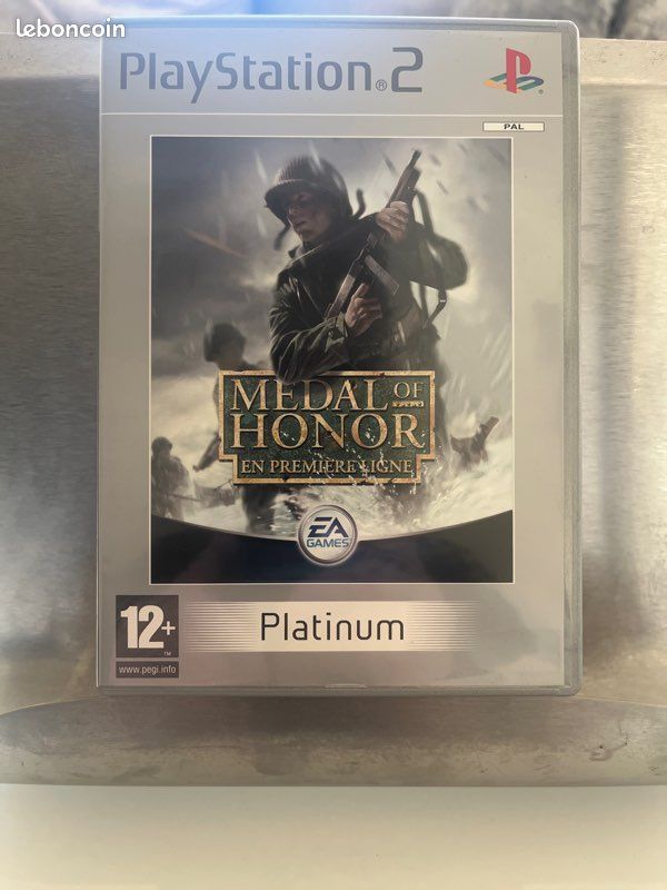 Jeu Medal Of Honor : En Première Ligne - PlayStation 2 - Bon état Complet