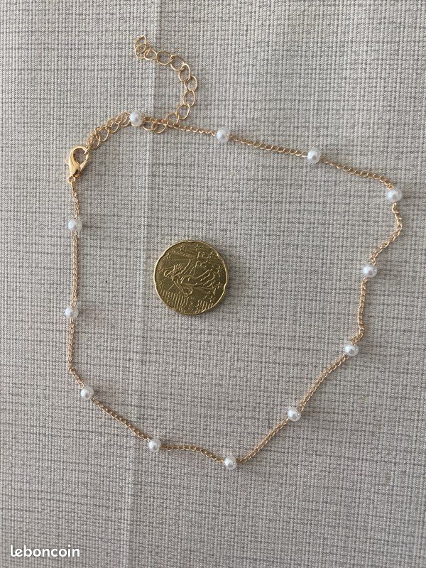 Collier (image 1)