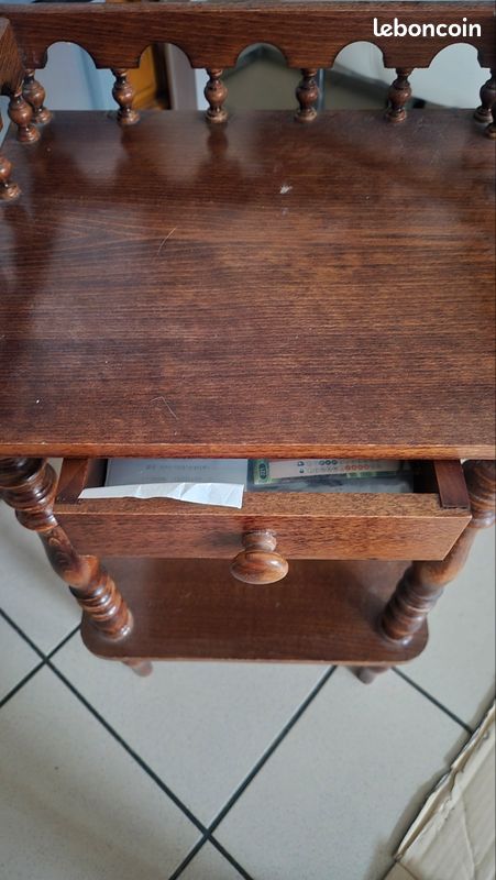 Meuble en bois (image 2)