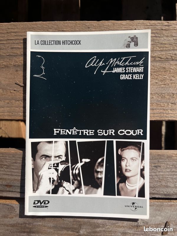Fenêtre sur cour - dvd - la collection Hitchcock + Le livre Les Grand Réalisateur Alfred Hitchcock de Jacques Zimmer (image 6)