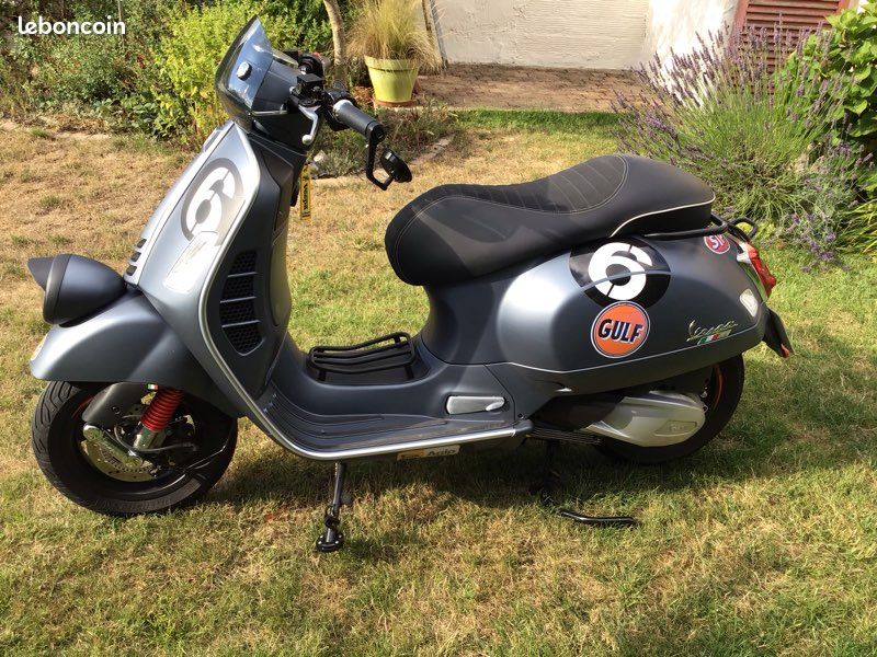 Ii Edition Vespa 300 Gts Giorni Vespa Sei Giorni 300 Hpe LEOVINCE