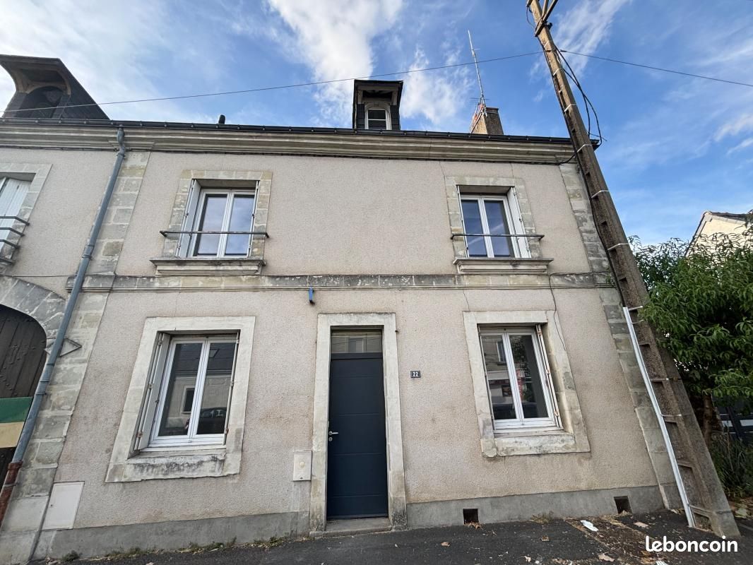 Maison 3 pièces 90 m² · à Neuillé-Pont-Pierre · 90 m² · 610 €