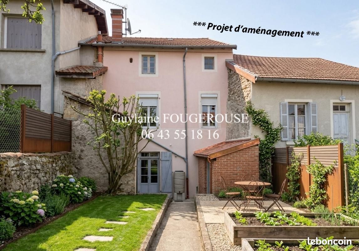 Maison 5 pièces 100 m² · à Saint-Anthème · 100 m² · 55 000 €