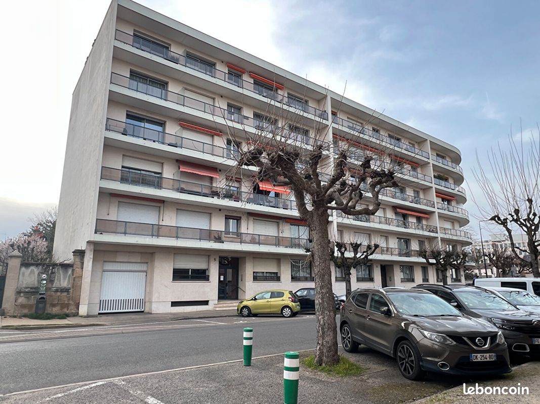 Appartement 4 pièces 84 m² · à Moulins · 84 m² · 149 000 €