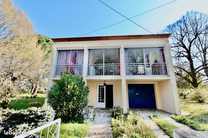 Maison 5 pièces 179 m²