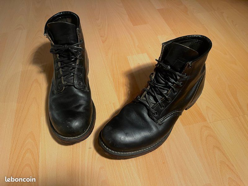 Bottes Red Wing Heritage 9214 - Taille 9 D - Noir - Moc Toe - Occasion Très Bon état